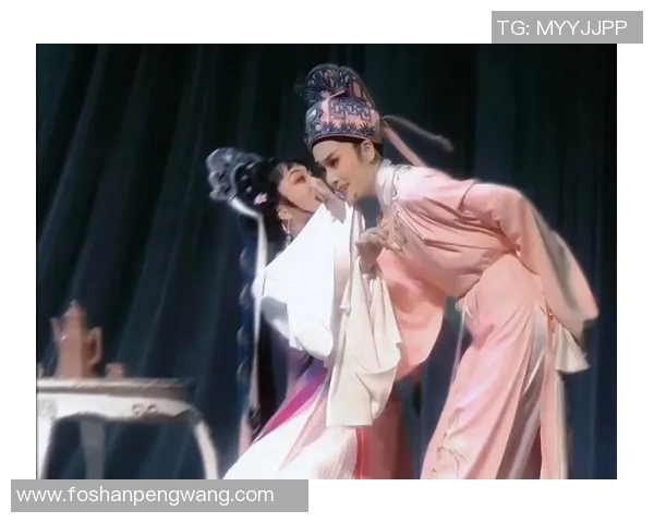 越剧姚明玉的艺术魅力与人生旅程探索：从舞台到生活的多重角色展现