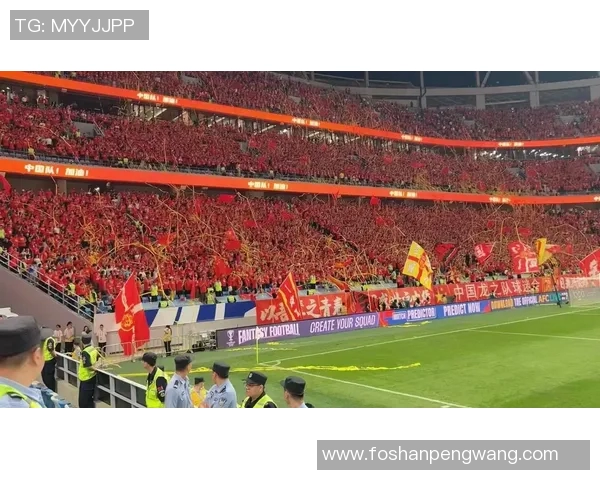 足球明星再次踏上中国土地引发球迷热潮期待新赛季精彩表现